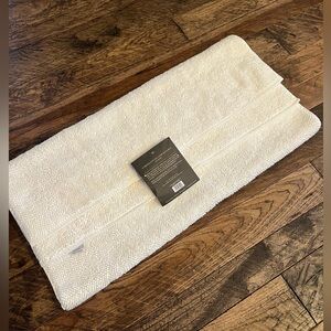 Large RH Turkish Cotton Loop Bath Rug White 30”x50”